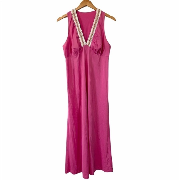 Vintage Vanity Fair Nightgown Long Maxi 60s Pink Floral Embroidery Womens Small - Picture 1 of 10